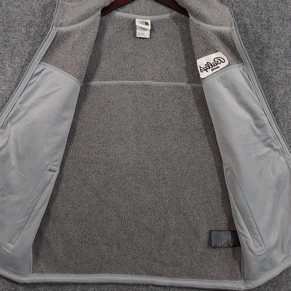 The North Face Vest Mens Medium Gray Fleece Full Zip Bally's Dover Logo